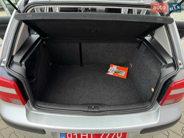 Серый Фольксваген Гольф, объемом двигателя 1.6 л и пробегом 178 тыс. км за 4999 $, фото 29 на Automoto.ua