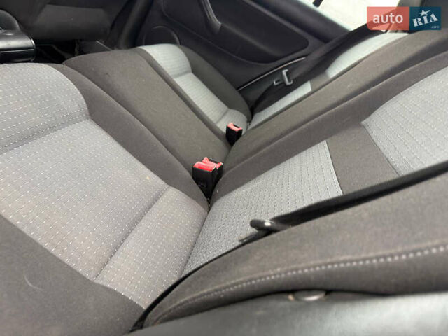 Сірий Фольксваген Гольф, об'ємом двигуна 1.4 л та пробігом 197 тис. км за 4350 $, фото 27 на Automoto.ua