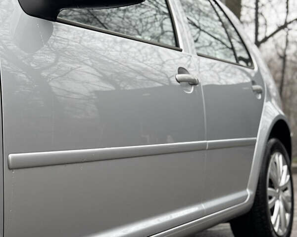 Сірий Фольксваген Гольф, об'ємом двигуна 1.6 л та пробігом 178 тис. км за 4100 $, фото 23 на Automoto.ua