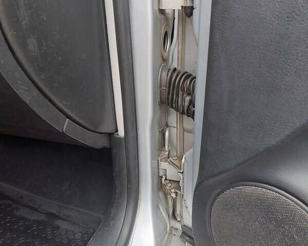 Сірий Фольксваген Гольф, об'ємом двигуна 1.6 л та пробігом 388 тис. км за 3650 $, фото 50 на Automoto.ua