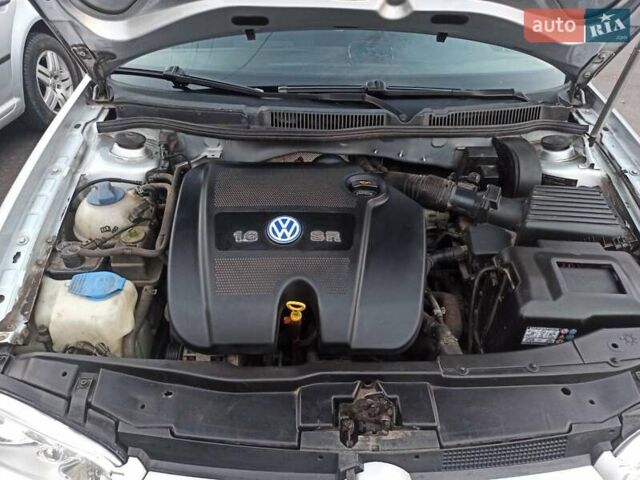 Серый Фольксваген Гольф, объемом двигателя 1.6 л и пробегом 219 тыс. км за 5200 $, фото 20 на Automoto.ua