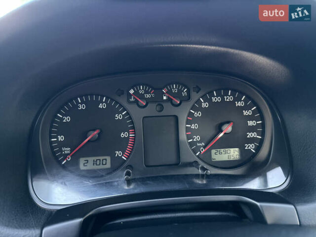 Серый Фольксваген Гольф, объемом двигателя 1.4 л и пробегом 269 тыс. км за 4400 $, фото 20 на Automoto.ua