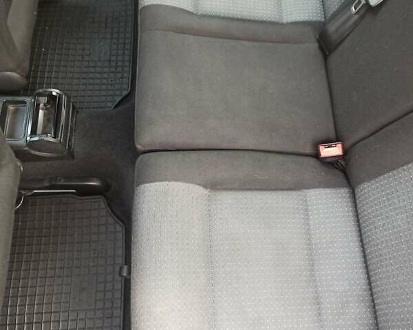 Серый Фольксваген Гольф, объемом двигателя 1.6 л и пробегом 219 тыс. км за 5200 $, фото 14 на Automoto.ua