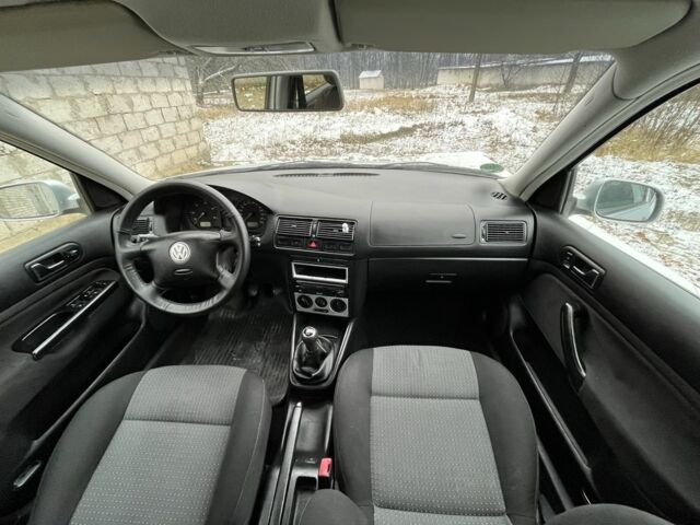 Сірий Фольксваген Гольф, об'ємом двигуна 1.9 л та пробігом 257 тис. км за 4450 $, фото 21 на Automoto.ua