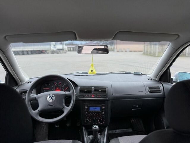 Серый Фольксваген Гольф, объемом двигателя 1.9 л и пробегом 319 тыс. км за 2100 $, фото 9 на Automoto.ua