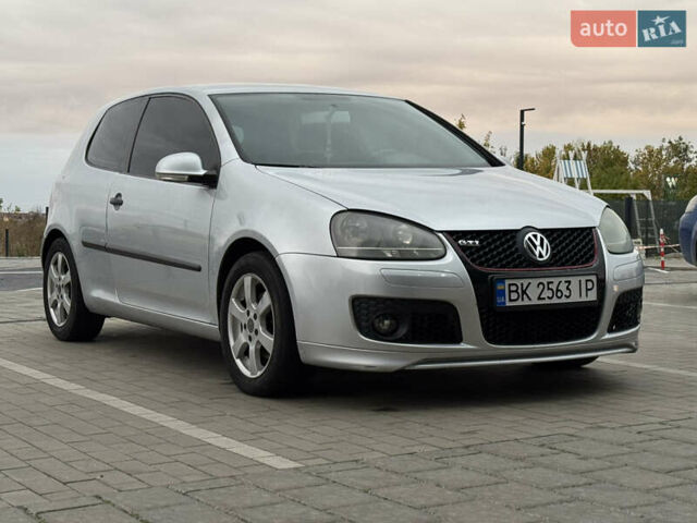 Сірий Фольксваген Гольф, об'ємом двигуна 1.6 л та пробігом 210 тис. км за 4150 $, фото 4 на Automoto.ua