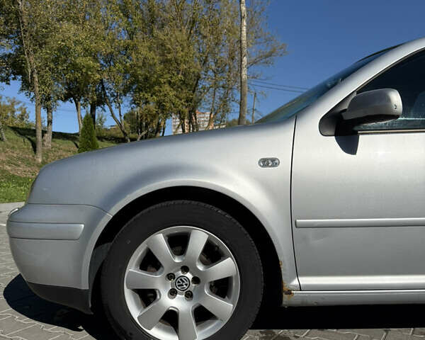 Сірий Фольксваген Гольф, об'ємом двигуна 1.6 л та пробігом 210 тис. км за 4400 $, фото 2 на Automoto.ua