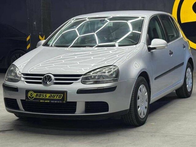 Фольксваген Гольф 2003 в Черновцах на Automoto.ua Серый Фольксваген Гольф, объемом двигателя 1.4 л и пробегом 184 тыс. км за 5300 $, фото 2 на Automoto.ua