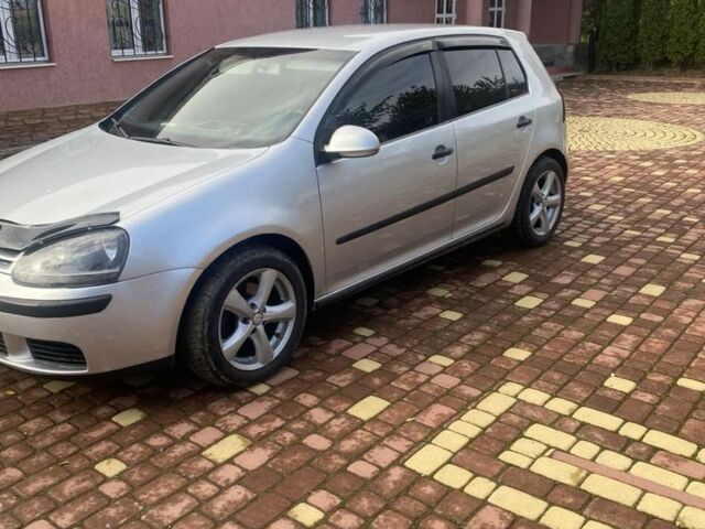 Серый Фольксваген Гольф, объемом двигателя 1.6 л и пробегом 280 тыс. км за 4300 $, фото 3 на Automoto.ua