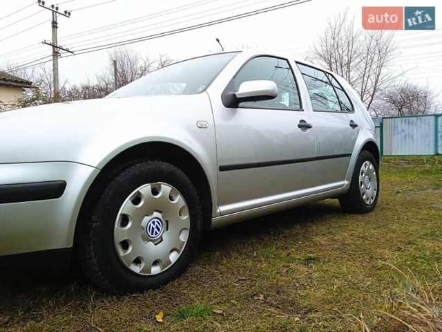 Сірий Фольксваген Гольф, об'ємом двигуна 1.6 л та пробігом 194 тис. км за 4999 $, фото 7 на Automoto.ua