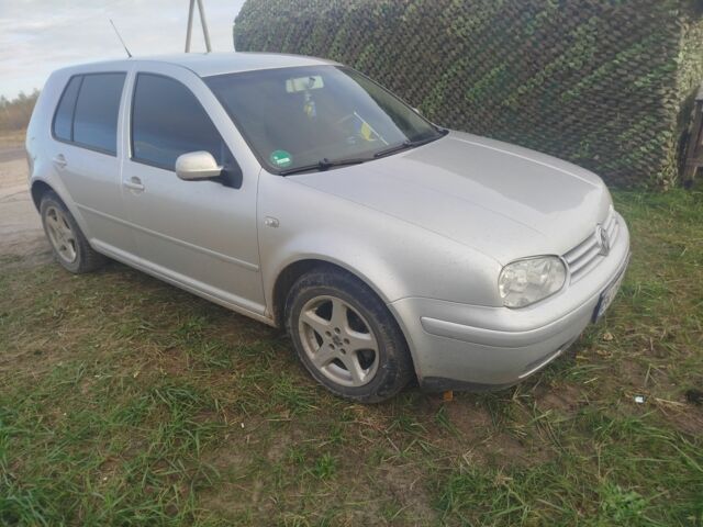 Серый Фольксваген Гольф, объемом двигателя 1.4 л и пробегом 232 тыс. км за 4200 $, фото 2 на Automoto.ua