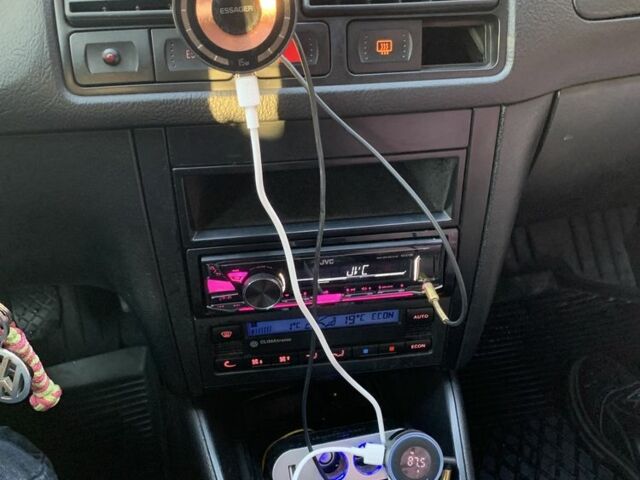 Серый Фольксваген Гольф, объемом двигателя 1.4 л и пробегом 255 тыс. км за 4000 $, фото 19 на Automoto.ua