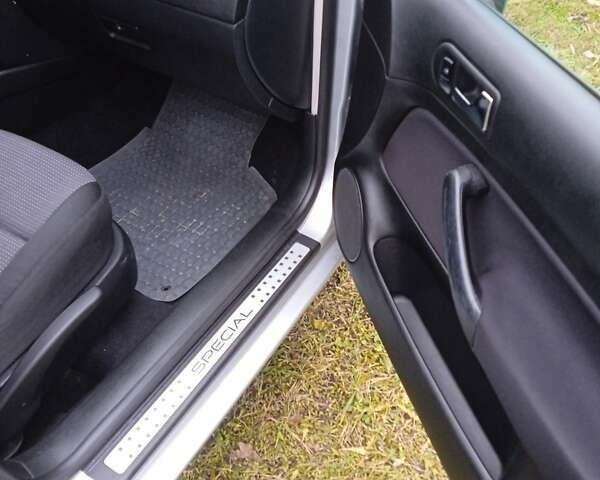 Сірий Фольксваген Гольф, об'ємом двигуна 1.6 л та пробігом 194 тис. км за 4999 $, фото 54 на Automoto.ua