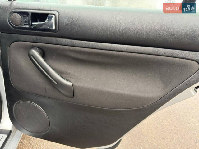 Сірий Фольксваген Гольф, об'ємом двигуна 1.4 л та пробігом 197 тис. км за 4350 $, фото 29 на Automoto.ua