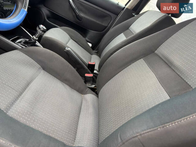 Сірий Фольксваген Гольф, об'ємом двигуна 1.4 л та пробігом 197 тис. км за 4350 $, фото 20 на Automoto.ua