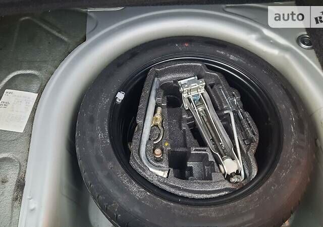 Сірий Фольксваген Гольф, об'ємом двигуна 1.6 л та пробігом 181 тис. км за 4850 $, фото 21 на Automoto.ua