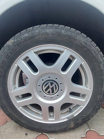 Серый Фольксваген Гольф, объемом двигателя 1.6 л и пробегом 154 тыс. км за 5500 $, фото 25 на Automoto.ua