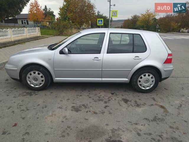 Серый Фольксваген Гольф, объемом двигателя 1.39 л и пробегом 220 тыс. км за 4300 $, фото 2 на Automoto.ua