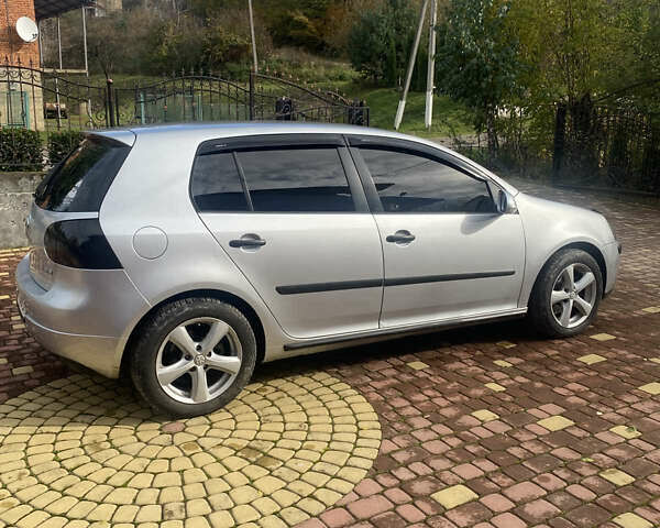 Серый Фольксваген Гольф, объемом двигателя 1.6 л и пробегом 280 тыс. км за 4300 $, фото 6 на Automoto.ua