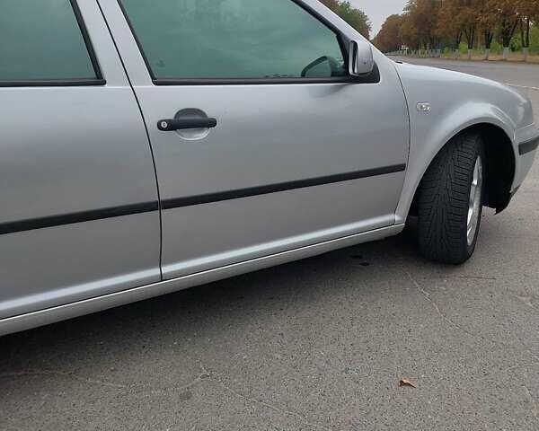 Сірий Фольксваген Гольф, об'ємом двигуна 1.6 л та пробігом 388 тис. км за 3650 $, фото 6 на Automoto.ua