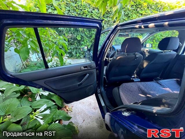 Серый Фольксваген Гольф, объемом двигателя 1.4 л и пробегом 260 тыс. км за 4700 $, фото 4 на Automoto.ua