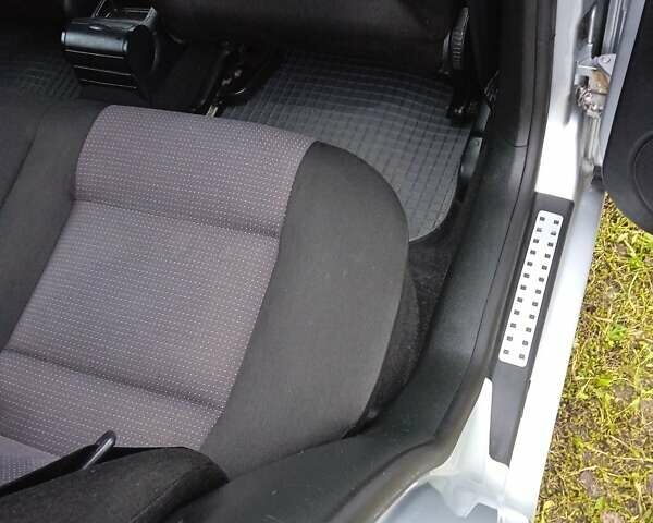 Сірий Фольксваген Гольф, об'ємом двигуна 1.6 л та пробігом 194 тис. км за 4999 $, фото 51 на Automoto.ua