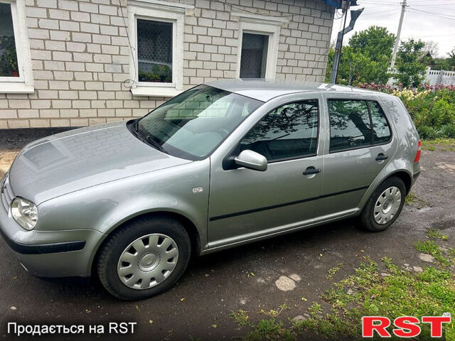 Серый Фольксваген Гольф, объемом двигателя 1.6 л и пробегом 210 тыс. км за 5600 $, фото 9 на Automoto.ua