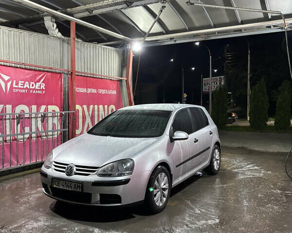 Сірий Фольксваген Гольф, об'ємом двигуна 1.39 л та пробігом 287 тис. км за 4800 $, фото 51 на Automoto.ua