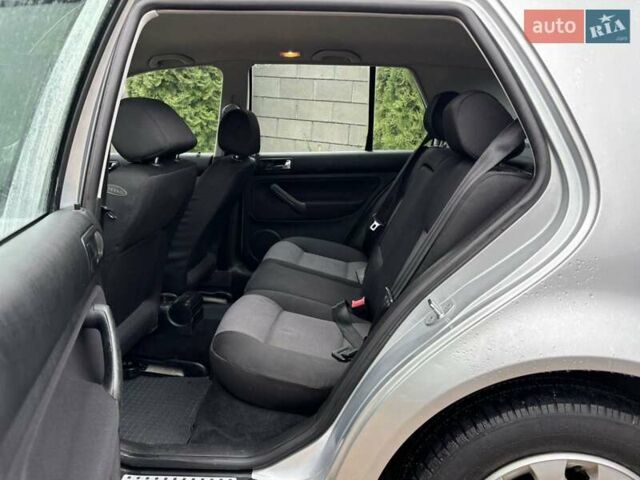 Сірий Фольксваген Гольф, об'ємом двигуна 1.6 л та пробігом 194 тис. км за 4999 $, фото 65 на Automoto.ua