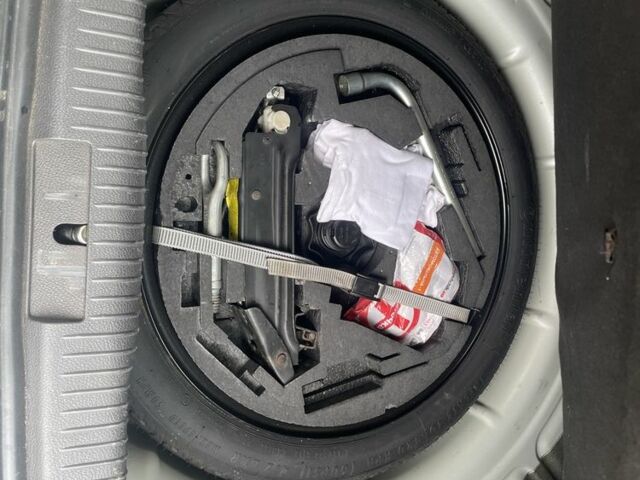 Сірий Фольксваген Гольф, об'ємом двигуна 1.4 л та пробігом 222 тис. км за 4500 $, фото 6 на Automoto.ua