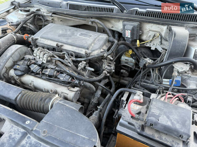 Серый Фольксваген Гольф, объемом двигателя 1.4 л и пробегом 269 тыс. км за 4400 $, фото 16 на Automoto.ua