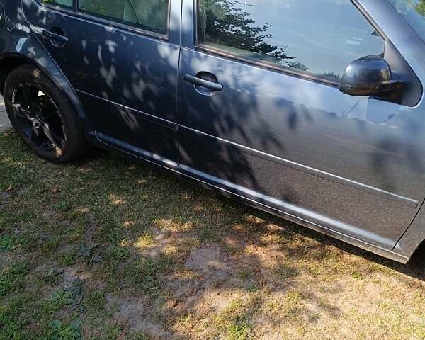 Серый Фольксваген Гольф, объемом двигателя 1.6 л и пробегом 203 тыс. км за 5200 $, фото 1 на Automoto.ua