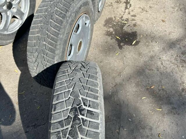 Серый Фольксваген Гольф, объемом двигателя 1.4 л и пробегом 400 тыс. км за 3750 $, фото 10 на Automoto.ua