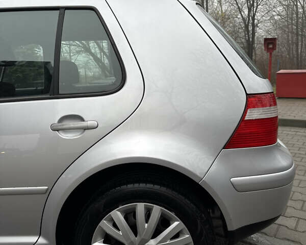 Сірий Фольксваген Гольф, об'ємом двигуна 1.6 л та пробігом 178 тис. км за 4100 $, фото 21 на Automoto.ua