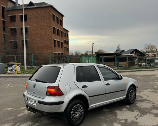 Серый Фольксваген Гольф, объемом двигателя 1.6 л и пробегом 280 тыс. км за 3799 $, фото 8 на Automoto.ua