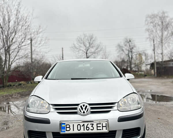 Сірий Фольксваген Гольф, об'ємом двигуна 1.39 л та пробігом 245 тис. км за 5000 $, фото 1 на Automoto.ua