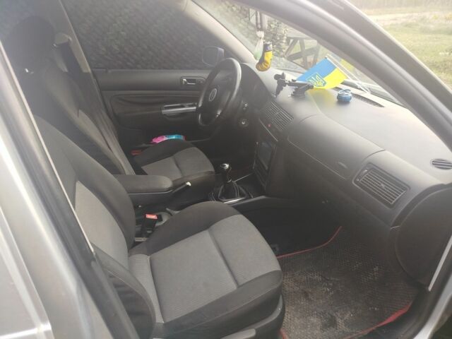 Серый Фольксваген Гольф, объемом двигателя 1.4 л и пробегом 232 тыс. км за 4200 $, фото 4 на Automoto.ua