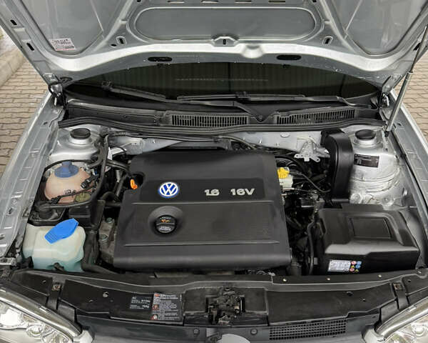 Серый Фольксваген Гольф, объемом двигателя 1.6 л и пробегом 170 тыс. км за 5200 $, фото 46 на Automoto.ua