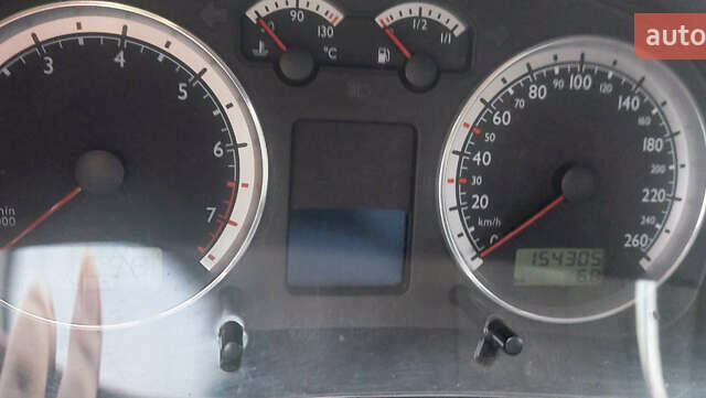 Серый Фольксваген Гольф, объемом двигателя 1.6 л и пробегом 154 тыс. км за 5500 $, фото 26 на Automoto.ua