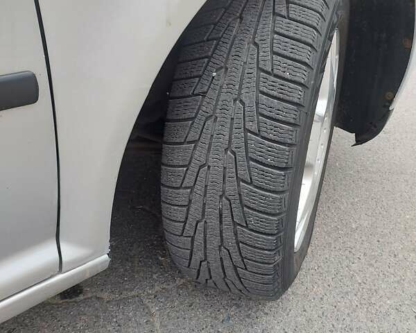 Сірий Фольксваген Гольф, об'ємом двигуна 1.6 л та пробігом 388 тис. км за 3650 $, фото 5 на Automoto.ua