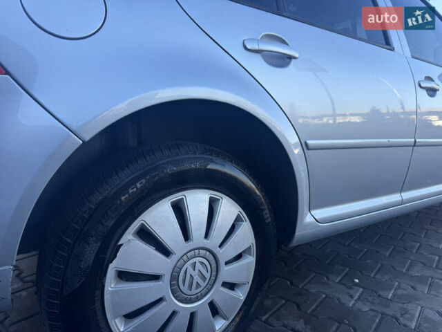 Серый Фольксваген Гольф, объемом двигателя 1.6 л и пробегом 188 тыс. км за 4600 $, фото 10 на Automoto.ua