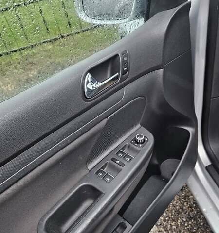 Сірий Фольксваген Гольф, об'ємом двигуна 1.4 л та пробігом 208 тис. км за 4650 $, фото 7 на Automoto.ua