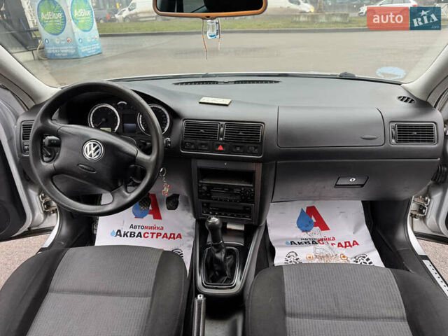 Сірий Фольксваген Гольф, об'ємом двигуна 1.6 л та пробігом 178 тис. км за 4100 $, фото 30 на Automoto.ua