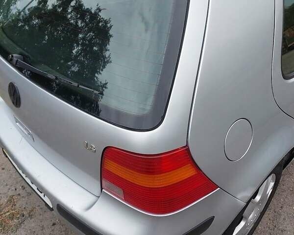 Сірий Фольксваген Гольф, об'ємом двигуна 1.6 л та пробігом 388 тис. км за 3650 $, фото 68 на Automoto.ua