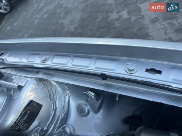 Серый Фольксваген Гольф, объемом двигателя 1.6 л и пробегом 188 тыс. км за 4600 $, фото 28 на Automoto.ua