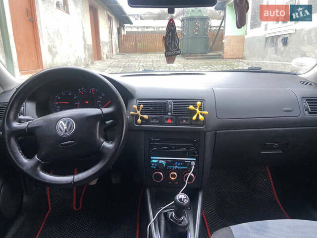 Серый Фольксваген Гольф, объемом двигателя 1.4 л и пробегом 215 тыс. км за 3950 $, фото 11 на Automoto.ua