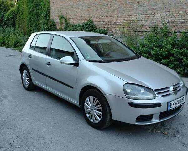 Сірий Фольксваген Гольф, об'ємом двигуна 1.39 л та пробігом 220 тис. км за 3999 $, фото 3 на Automoto.ua