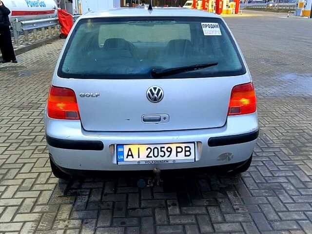 Серый Фольксваген Гольф, объемом двигателя 1.4 л и пробегом 460 тыс. км за 3300 $, фото 2 на Automoto.ua