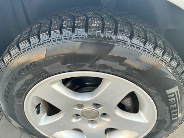 Серый Фольксваген Гольф, объемом двигателя 1.9 л и пробегом 326 тыс. км за 3850 $, фото 7 на Automoto.ua