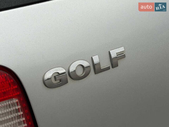 Сірий Фольксваген Гольф, об'ємом двигуна 1.4 л та пробігом 197 тис. км за 4350 $, фото 15 на Automoto.ua